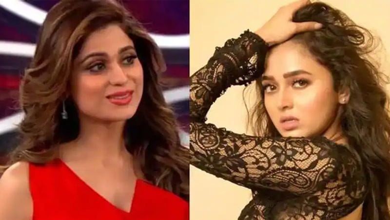 Bigg Boss 15, Pratik Sehajpal was caught breaking bathroom lock while Vidhi Pandya was inside having bath