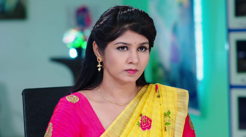 vantalakka met with an accident and serial takes you turn in todays karthika deepam serial episode