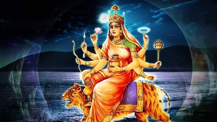 Know the importance of nine days, nine colours Know the importance of nine days, nine colours