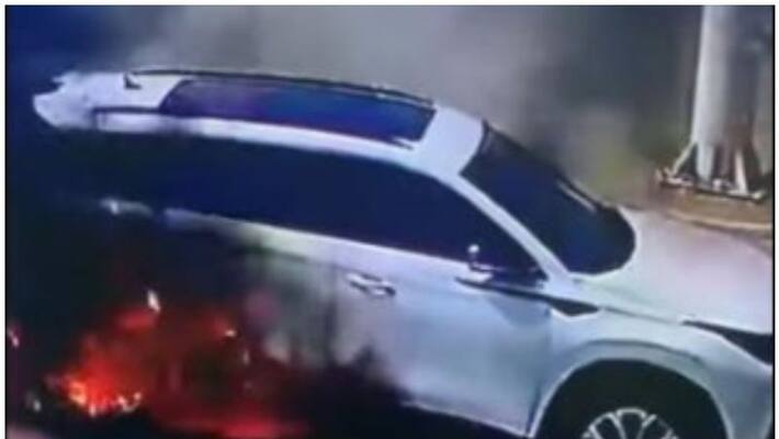 saudi security departments searching for a youth who set a car on fire saudi security departments searching for a youth who set a car on fire