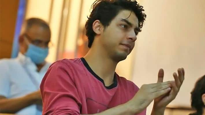 Aryan Khan accepts consuming charas in front of NCB, he was about to smoke at cruise party also Aryan Khan accepts consuming charas in front of NCB, he was about to smoke at cruise party also