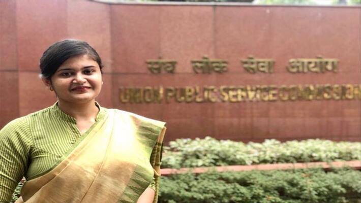 UPSC 38th ranker varauna agarwal About her exam preparation UPSC 38th ranker varauna agarwal About her exam preparation