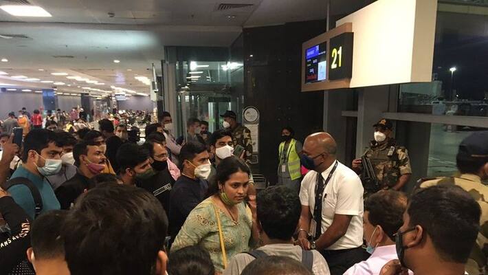Passengers waits 10 hours for Go air G8 873 flight No clarity form officials Bengaluru ckm Passengers waits 10 hours for Go air G8 873 flight No clarity form officials Bengaluru ckm