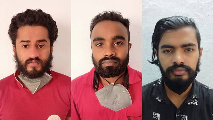 Complaint that young woman was gang raped after being offered medical help Youths arrested Complaint that young woman was gang raped after being offered medical help Youths arrested
