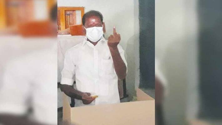 ADMK mla ravi finger action ADMK mla ravi finger action