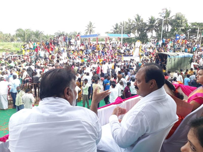 Srirangapatna Dasara Inaugurated by Nirmalanandanath Swamiji grg