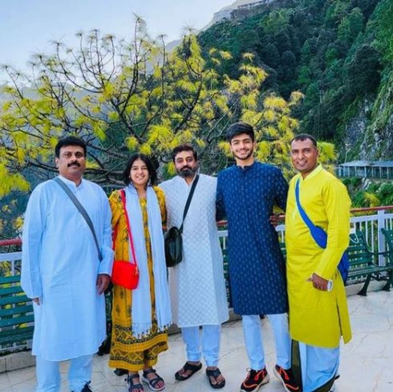 Jothe Jotheyalli fame Aniruddha take devotional trip to Jammu Kashmir Vaishnodevi with kids vcs