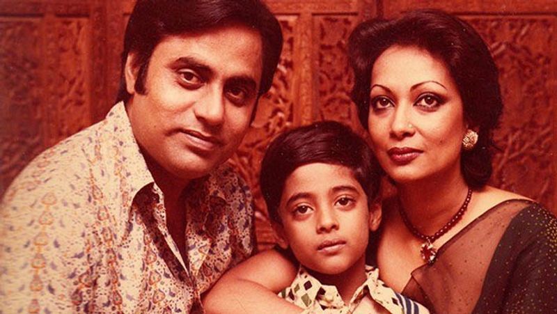 Jagjit Singh death anniversary here is some life facts and love story of gazal singer