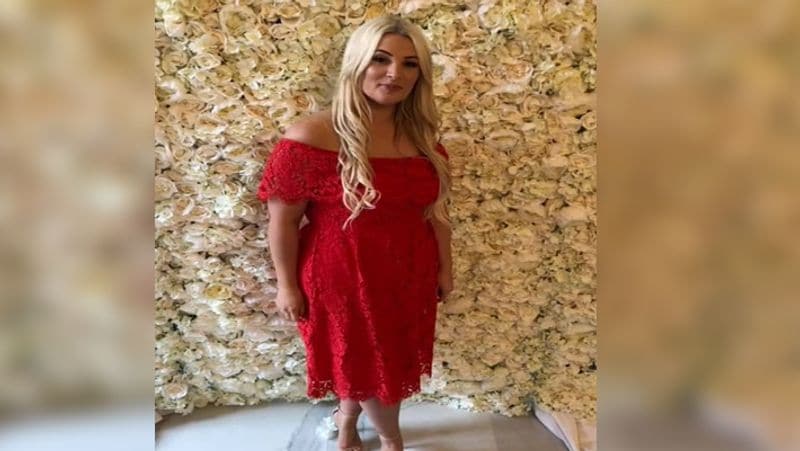 England : 33 years old Gemma Skinner became the youngest grandmother, her 17 years daughter gave birth to baby