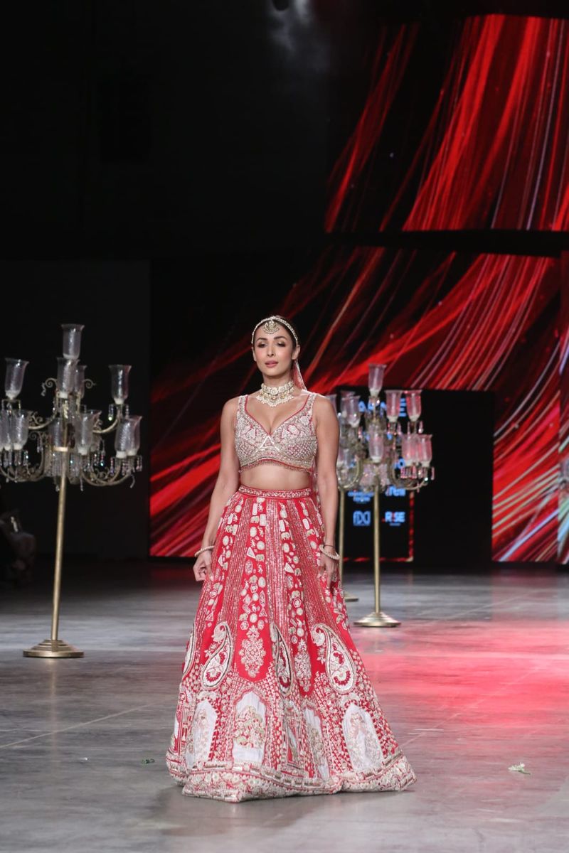 Bollywood actress Malaika Arora set the ramp on fire in red lahenga set in lakme fashion week BRD