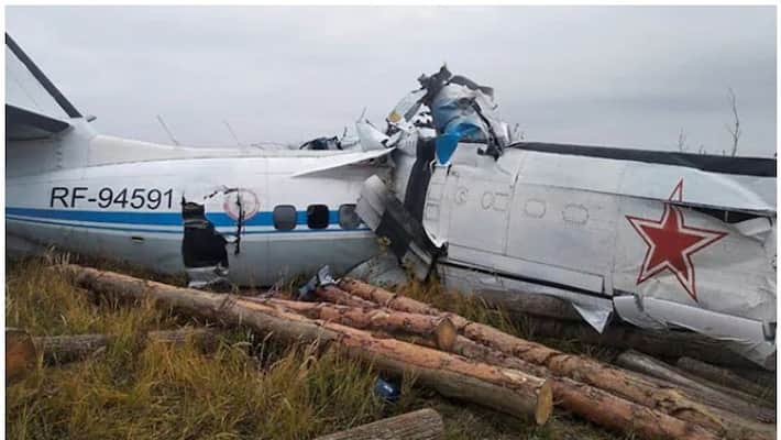 Russia 16 feared dead as plane carrying parachutists crashes in central region-dnm Russia 16 feared dead as plane carrying parachutists crashes in central region-dnm