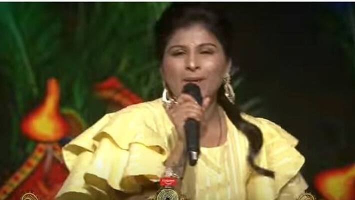mangli entertain with her sung a songs in bigg boss5 and priya won three awards mangli entertain with her sung a songs in bigg boss5 and priya won three awards