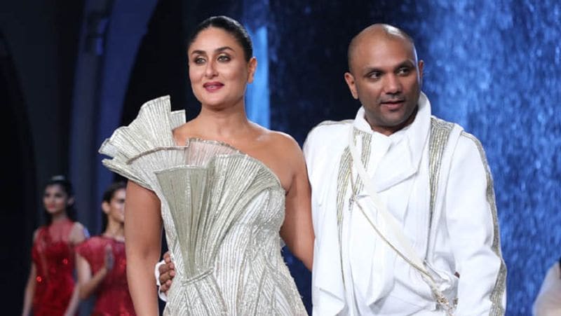 lakme fashion week 2021 kareena kapoor gets trolled for her face and outfit