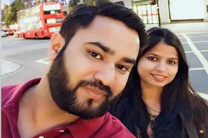 Uttar Pradesh, Amit Bansal suicide case, his wife also died in Noida hospital