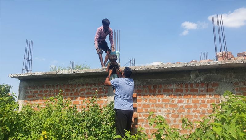 Madhya Pradesh, man in Raisen hanged one and half year old daughter and hurt her with trishul, police rescued toddler