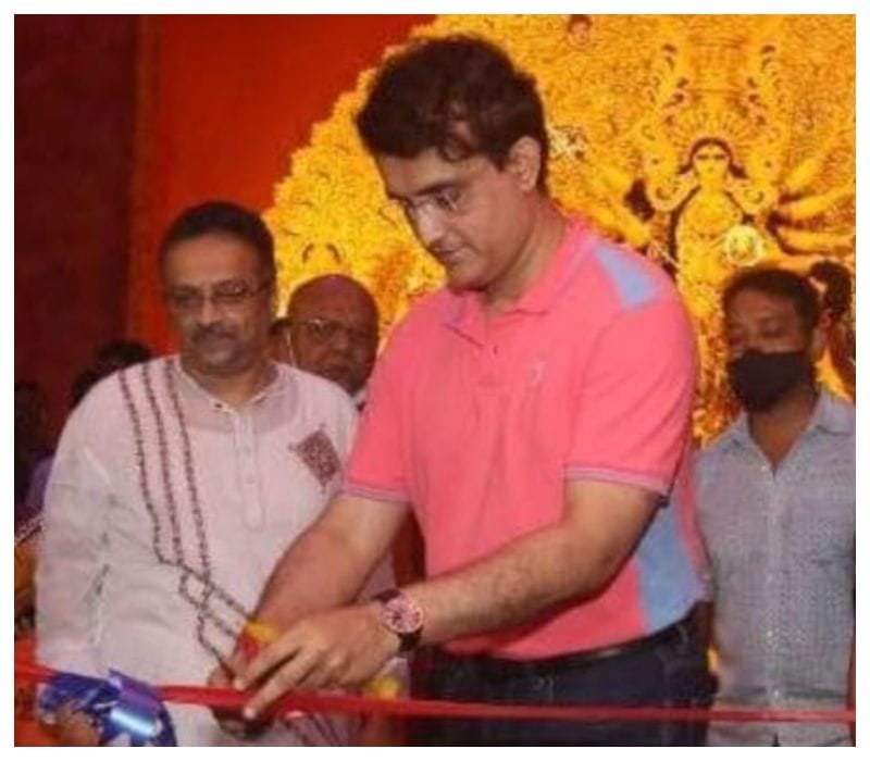 Saurav Ganguly celebrates Durga Ashtami 2021 in Barisha players corner, leaves for Dubai tonight ALB