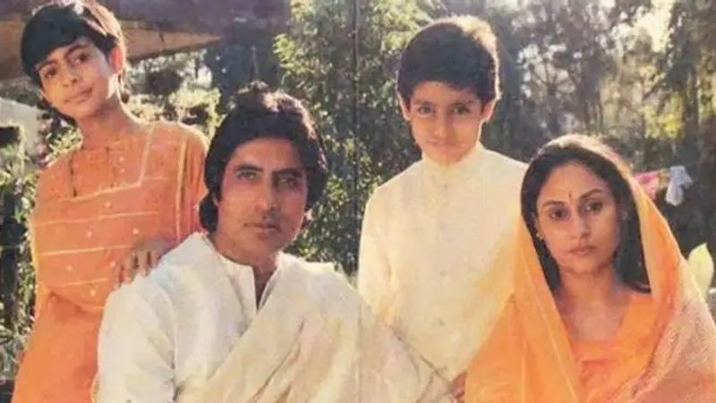 Amitabh Bachchan Birthday, Big B has saved wife Jaya Bachchan number by this name in his mobile