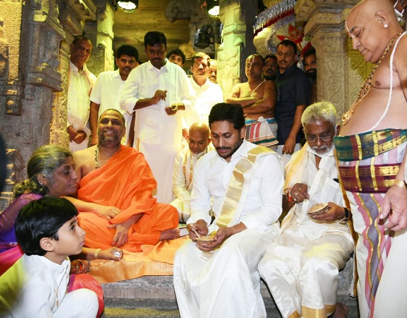 AP CM YS Jagan at Tirumala Temple