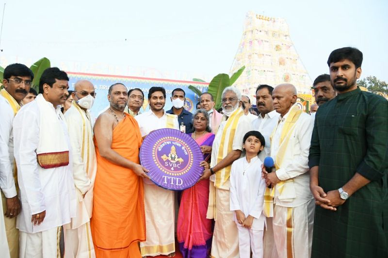 AP CM YS Jagan at Tirumala Temple