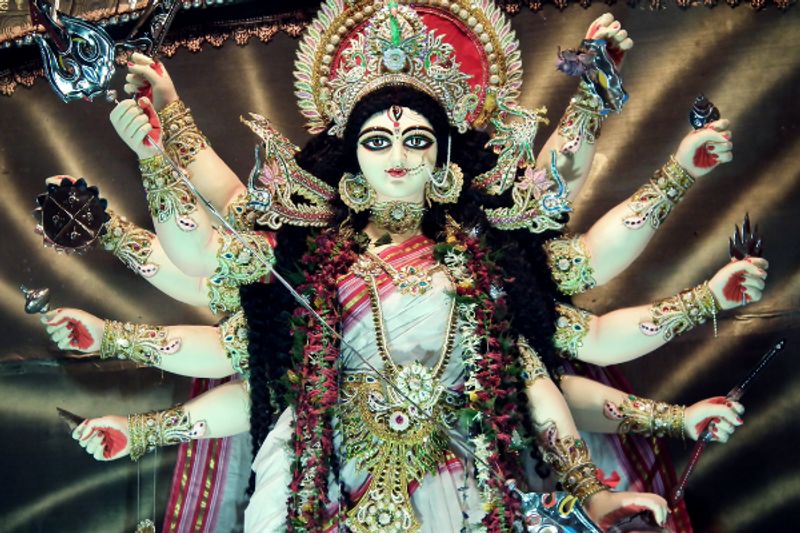 Navratri 2021 Significance of Goddess katyayani devi and the sixth avatar of Navratri Durga devi gnr