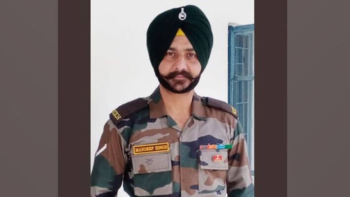 Know about Mandeep Singh resident of Chatha village of Batala who was martyred in encounter with terrorists in Poonch Jammu and Kashmir Know about Mandeep Singh resident of Chatha village of Batala who was martyred in encounter with terrorists in Poonch Jammu and Kashmir