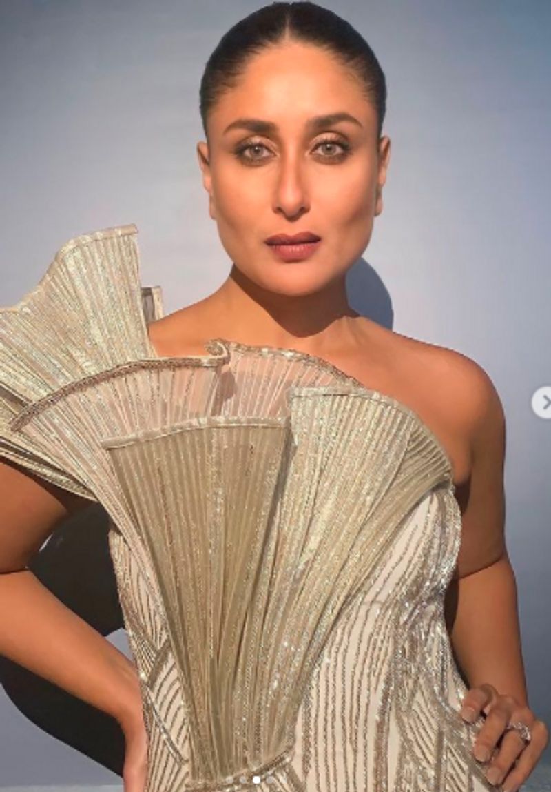 Lakme Fashion Week 2021 Kareena Kapoor gets trolled for her face and outfit