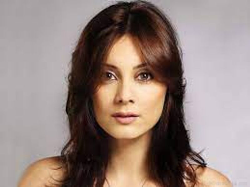 If you tie your wet hair you will loss this 8 problems full details are here