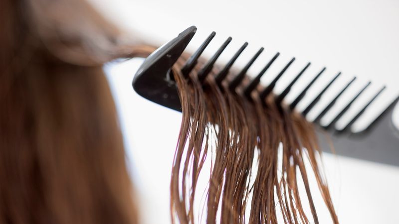 Must follow this health tips for healthy hair in winter season full details here