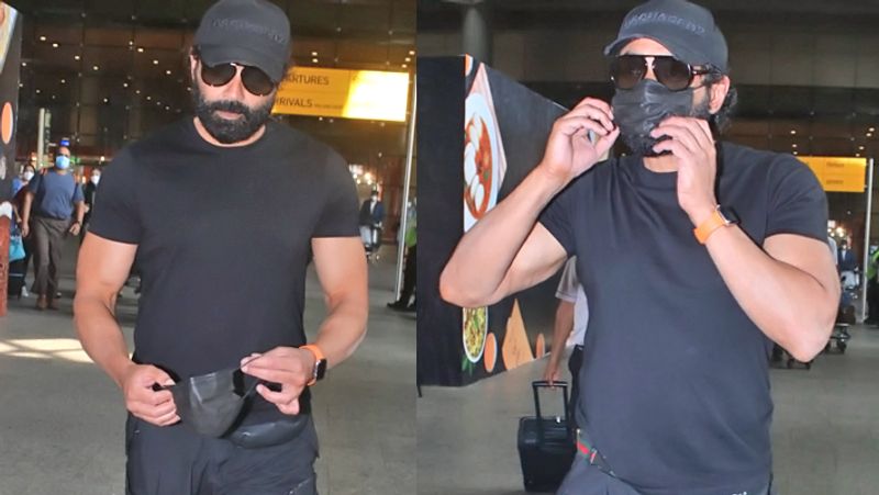 Kareena Kapoor looked beautiful without makeup, Bobby Deol is unrecognizable in long beard