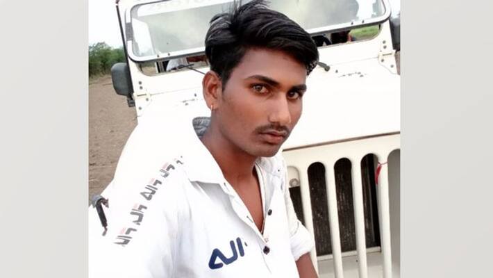 Kota young man committed suicide by jumping in front of train in Digod Before dying made a video call to family members Kota young man committed suicide by jumping in front of train in Digod Before dying made a video call to family members