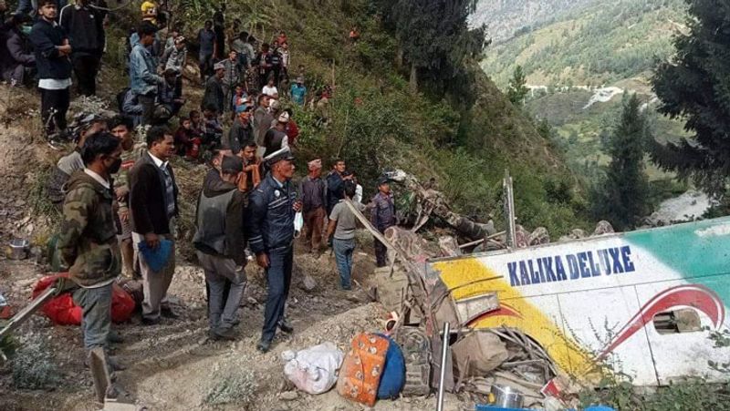 shocking pictures, Dangerous accident in Mugu district of Nepal, 32 people died