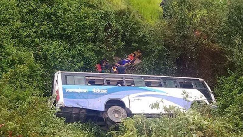 shocking pictures, Dangerous accident in Mugu district of Nepal, 32 people died