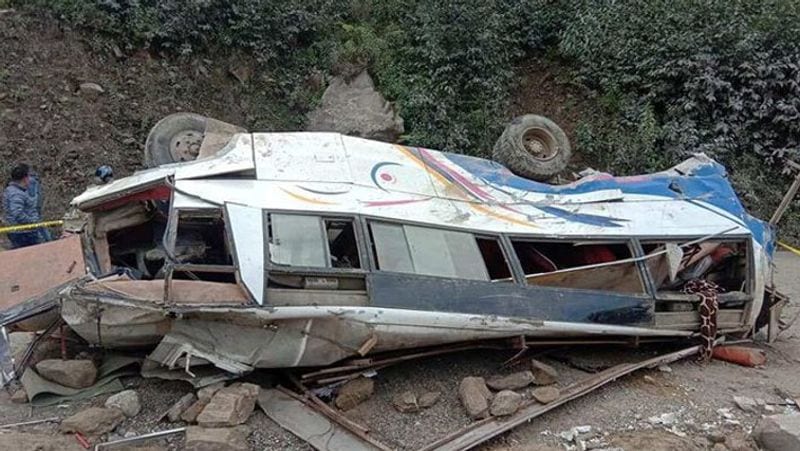 shocking pictures, Dangerous accident in Mugu district of Nepal, 32 people died
