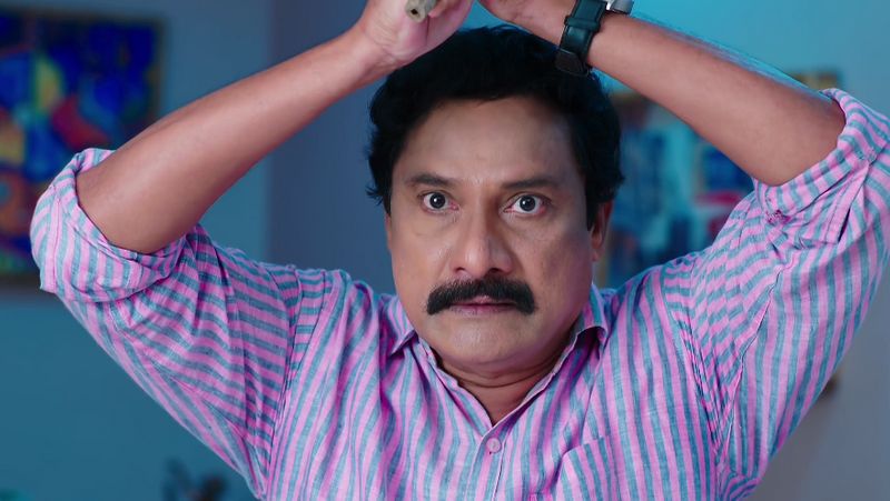 hima suffers from seviour fever in todays karthika deepam serial episode