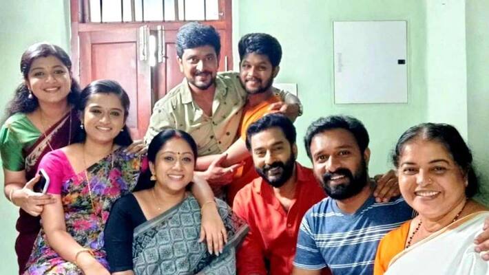 malayalam actor sajin shared his onscreen family photo at sathwanam serial location got viral malayalam actor sajin shared his onscreen family photo at sathwanam serial location got viral