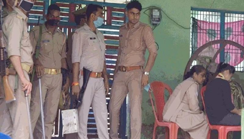 Uttar Pradesh shocking crime, girl molested by men of family and leaders, fir lodged in this case