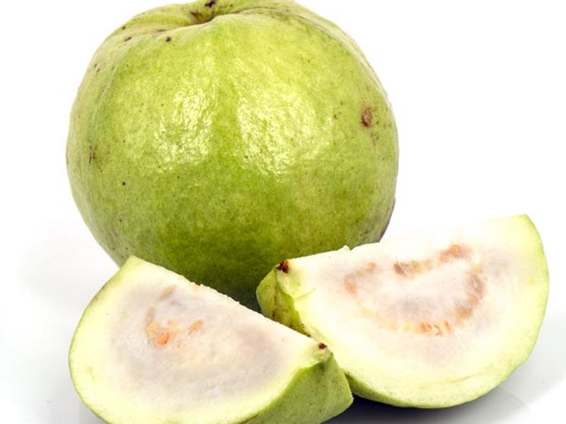 guava fruit health benefits and health problems full details are here