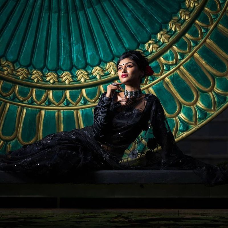 biggboss fame oviya black color transparent saree stunning photos