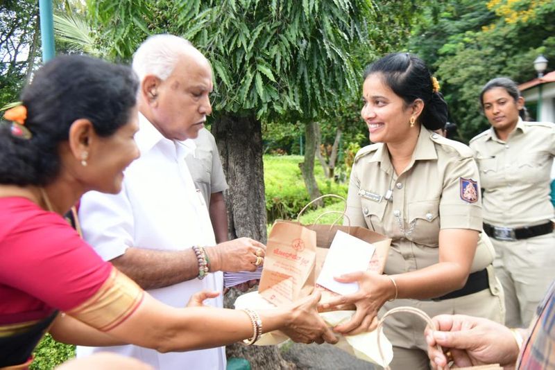 BS yediyurappa performs Ayudha pooja at cauvery residence snr