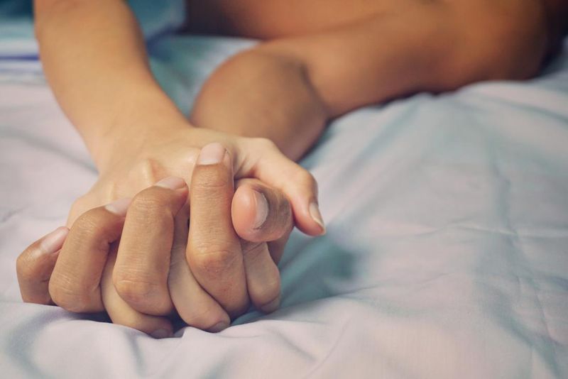 Garlic milk will help your men sexual life strength full details are here