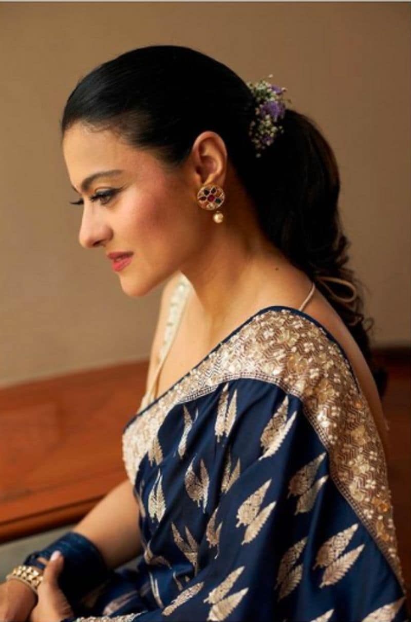 Kajol slays Anita Dongres 80 thousand backless blue Benarasi saree on Durga Ashtami navratri dpl