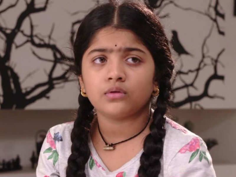 Will monitha die after giving birth to baby in karthika deepam serial