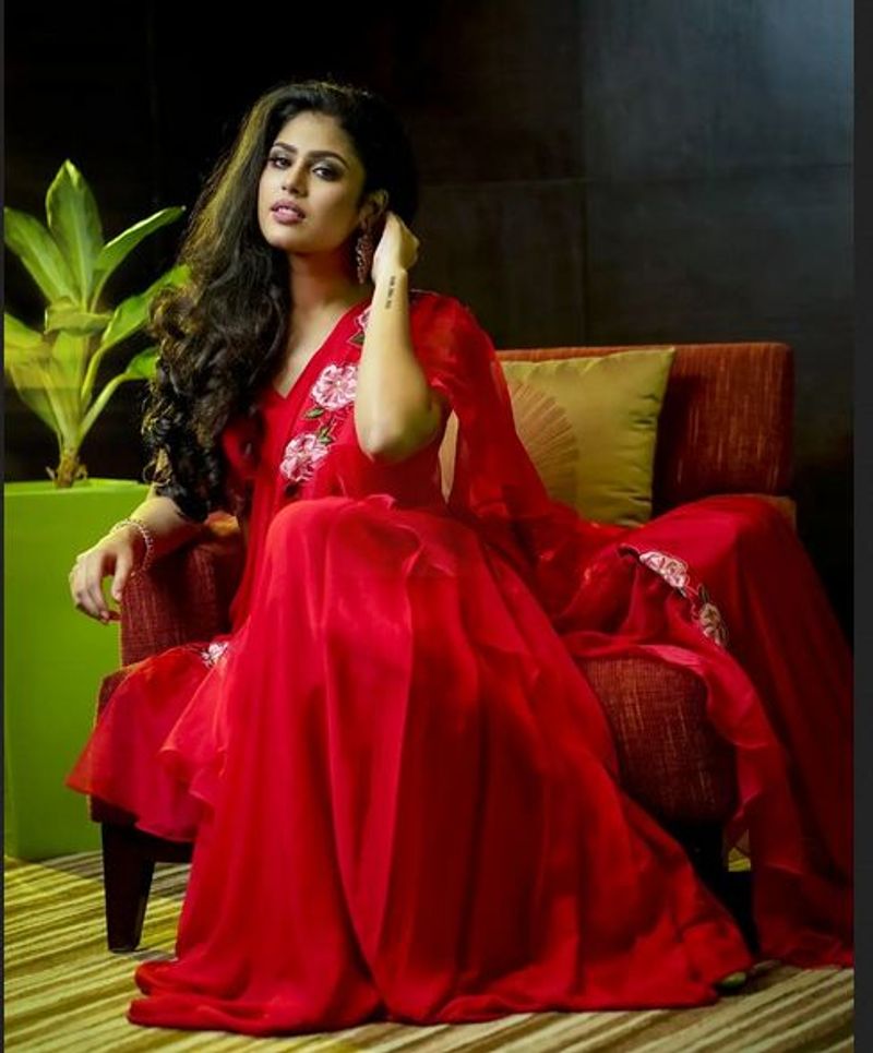 jathiratnalu fame faria abdullah mind blowing in latest sizzls red saree hotness overload