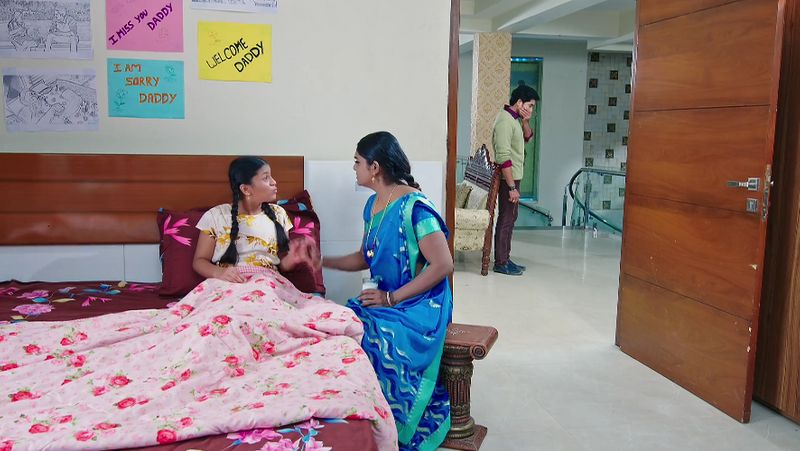 Karthik breaks down after over hearing hima's words In todays karthika deepam serial episode