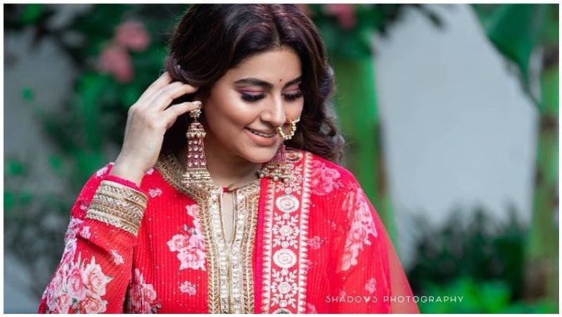 actress Sneha has filed a complaint at the Kannathur police station