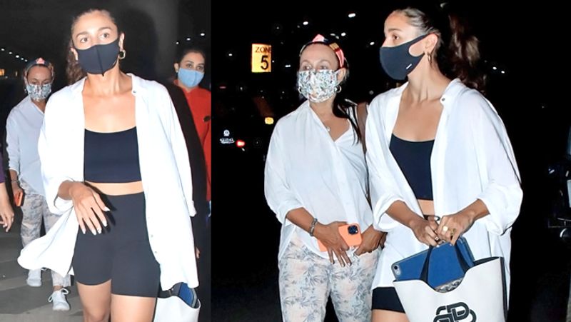 Kareena Kapoor spotted with younger son Jeh, actress looked sad