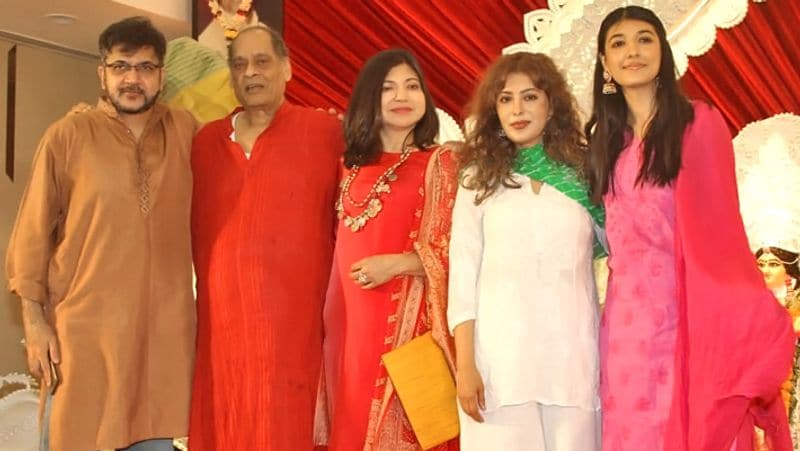 Rani Mukerji and other celebs spotted on last day of Navratri for devi darshan