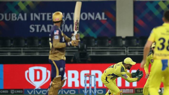 IPL 2021 Final: Dhoni Catch drop and Shubman gill survives after ball hits camera cable IPL 2021 Final: Dhoni Catch drop and Shubman gill survives after ball hits camera cable