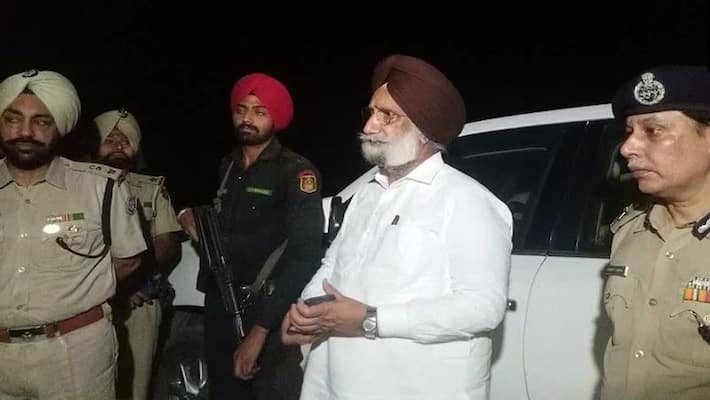 Orders of BSF jurisdiction Deputy CM Sukhjinder Singh Randhawa inspected border area and attacked Modi government Orders of BSF jurisdiction Deputy CM Sukhjinder Singh Randhawa inspected border area and attacked Modi government