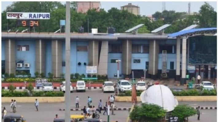 four crpf jawans sustain minor injuries in a blast at raipur railway station four crpf jawans sustain minor injuries in a blast at raipur railway station